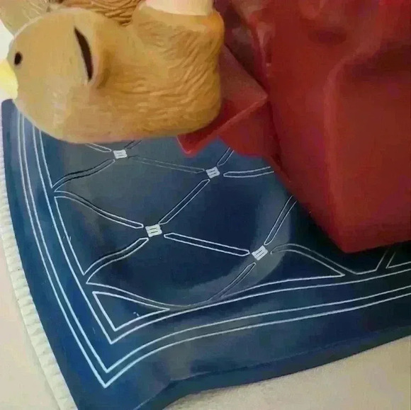 M &M-LA-Z-BOY Candy Dispenser - Picture 6 of 9